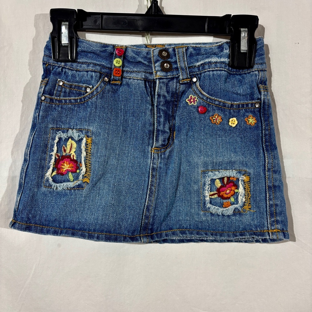 Vintage Y2K Floral Embroidered Denim Skirt Buttons Patches Faded Glory Girls 5